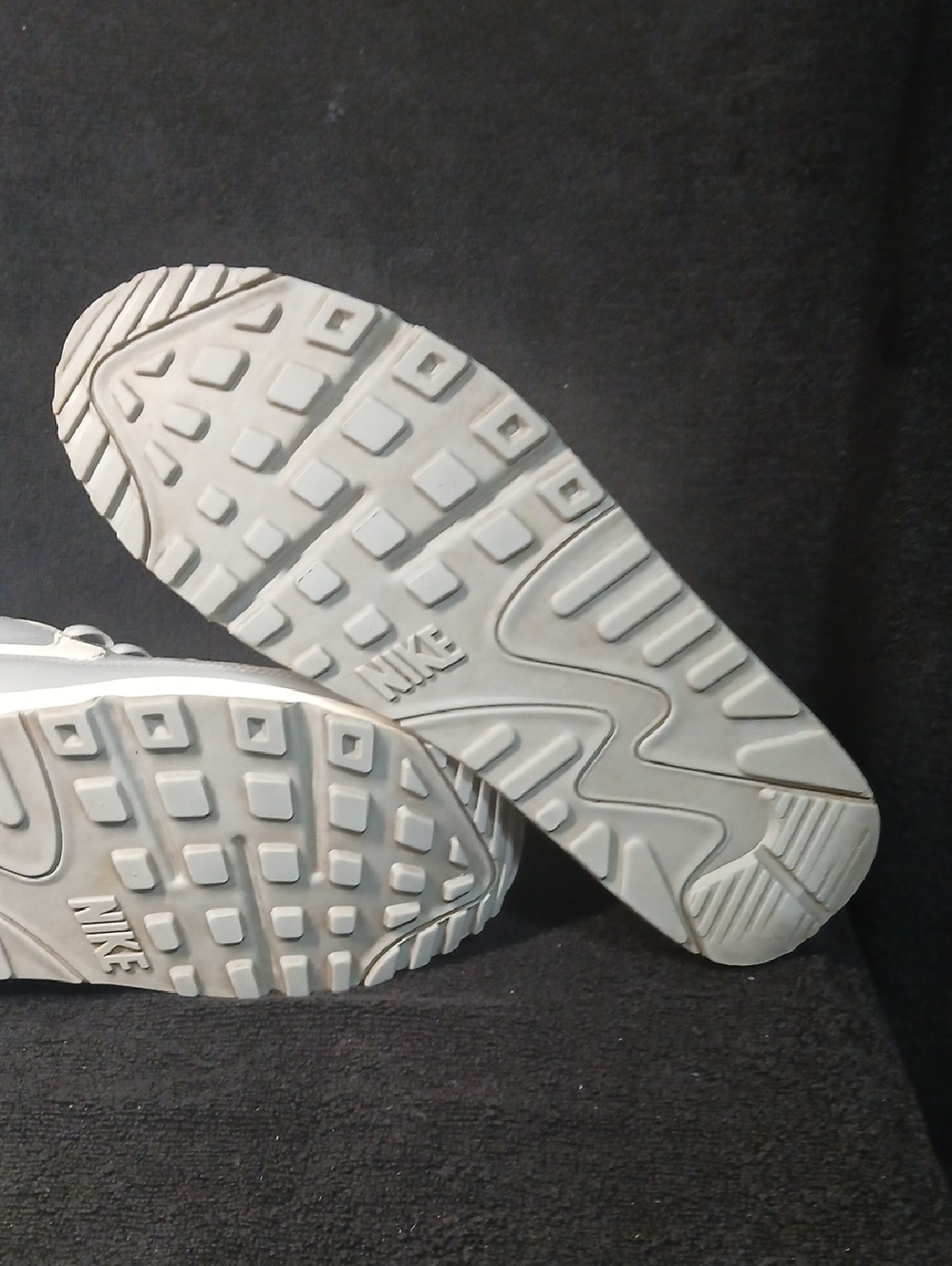 Nike Air Max '90   "WOLF GREY"   All Leather , Mens Size-12 - Picture 9 of 12
